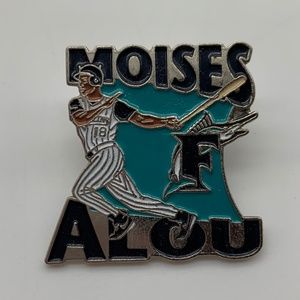VTG 1997 Florida Marlins Moises Alou 18 MLB Baseball Retro Collectible Lapel Pin